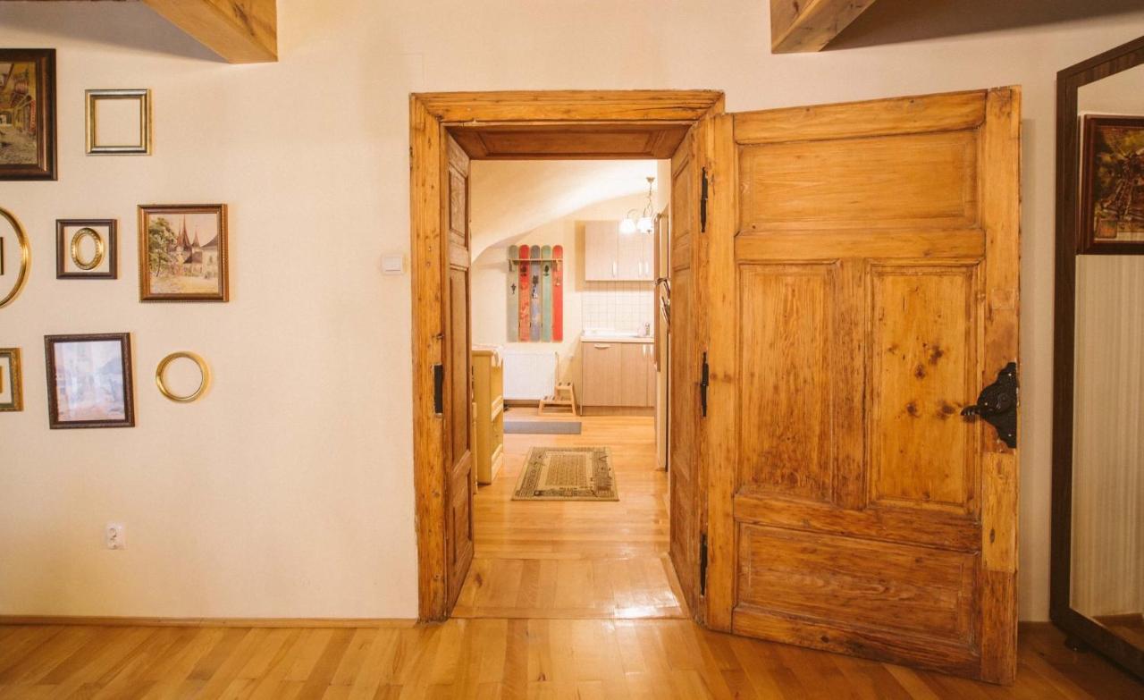 Casa Schobeln Apartment บราชอฟ ภายนอก รูปภาพ
