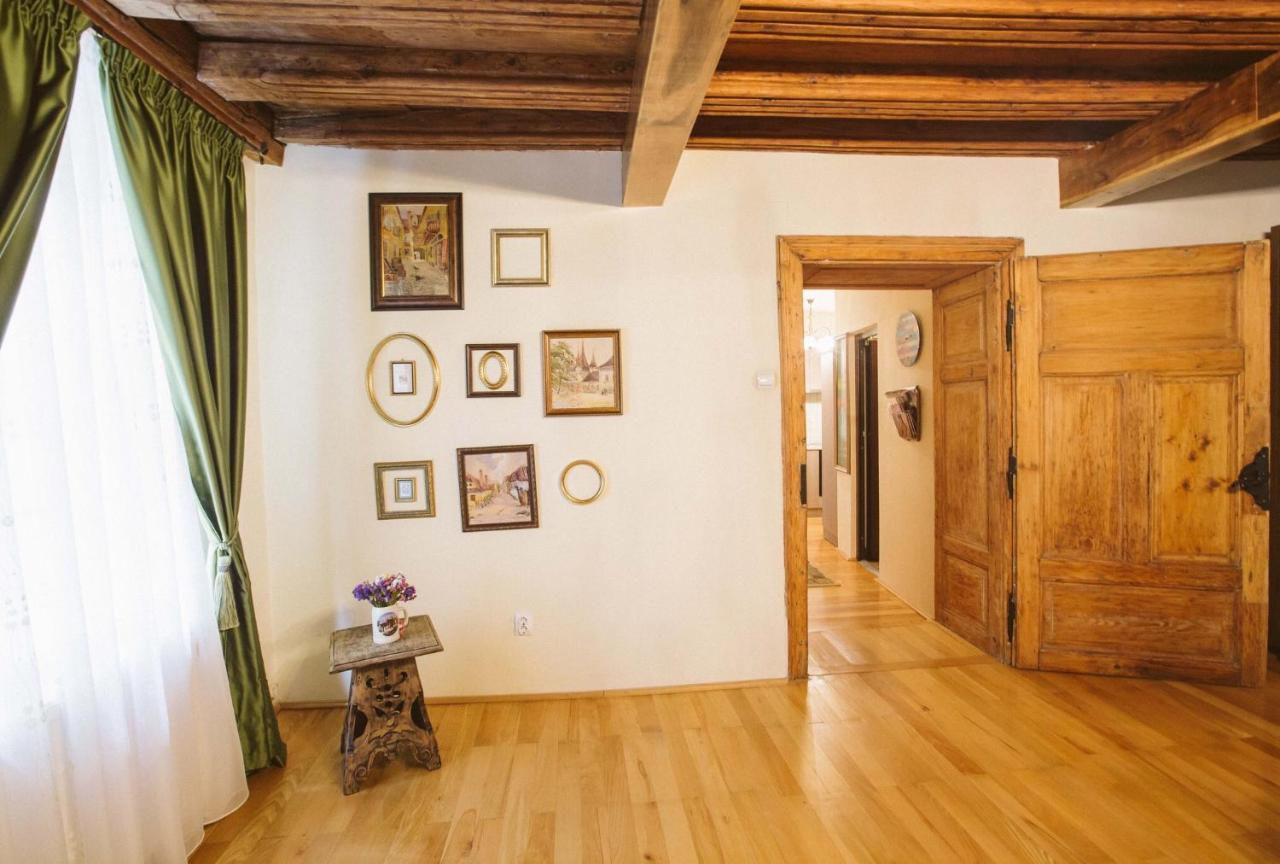 Casa Schobeln Apartment บราชอฟ ภายนอก รูปภาพ