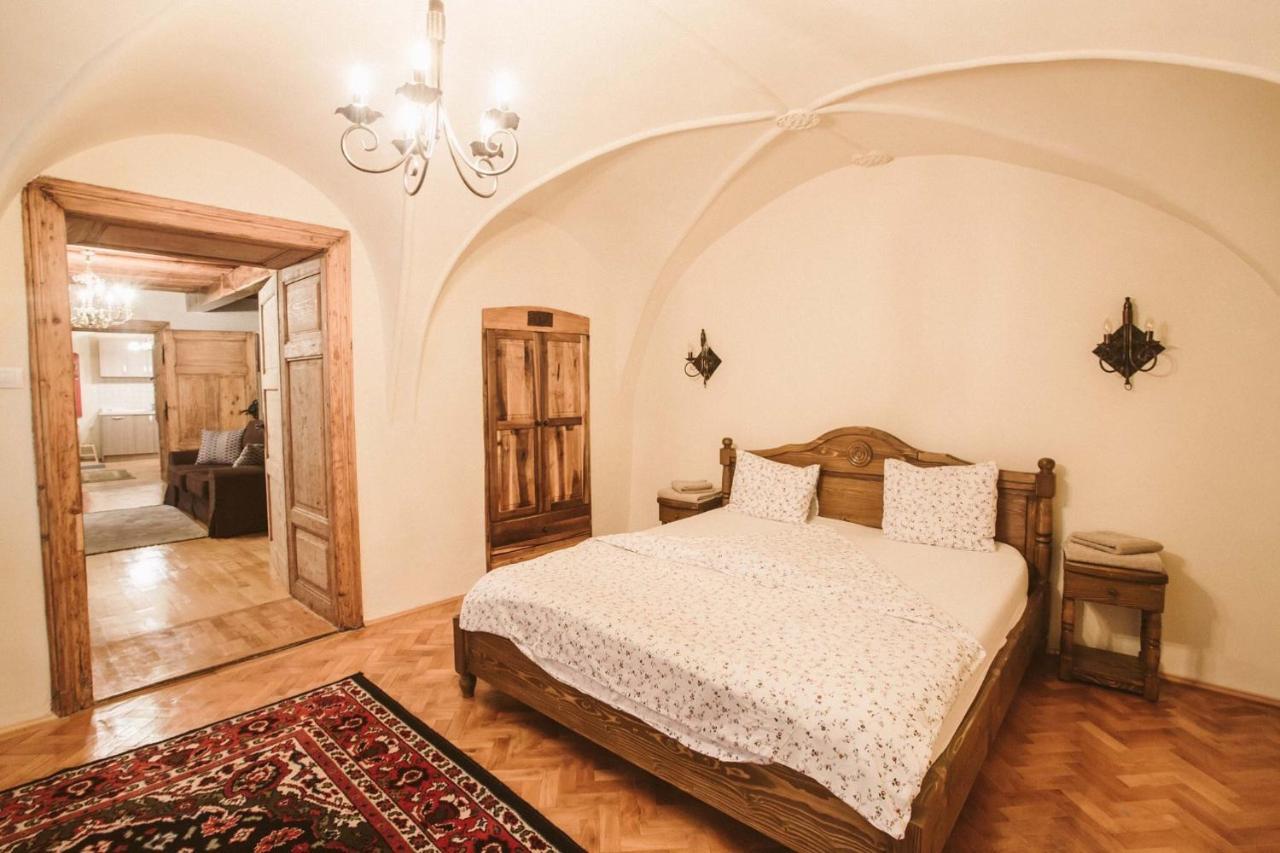 Casa Schobeln Apartment บราชอฟ ภายนอก รูปภาพ